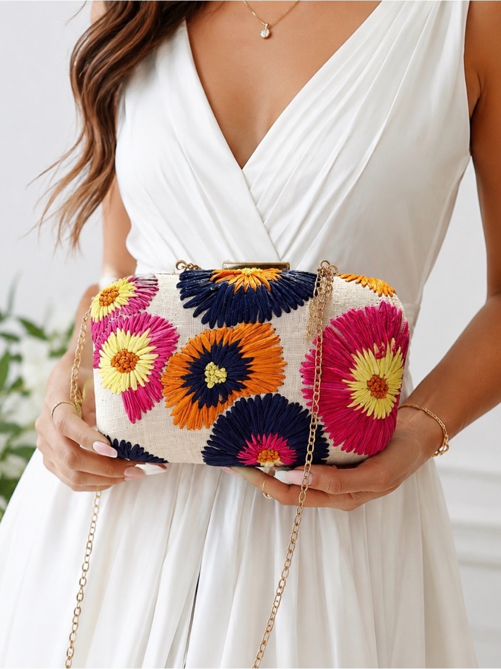 LULU FLORAL EMBROIDERED BOX CLUTCH PURSE (NWOT) CROSSBODY BAG WITH GOLDEN CHAIN